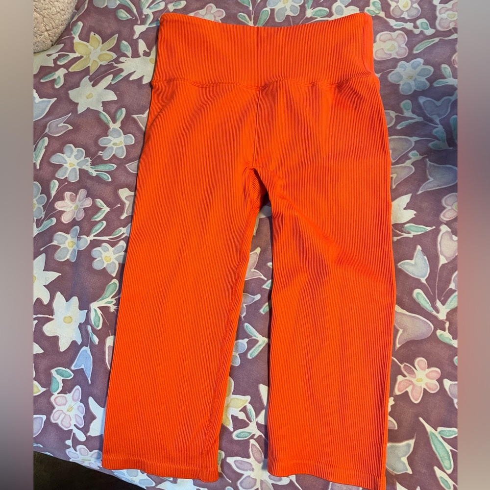 Orange Ribbed Capris - Picture 2 of 5